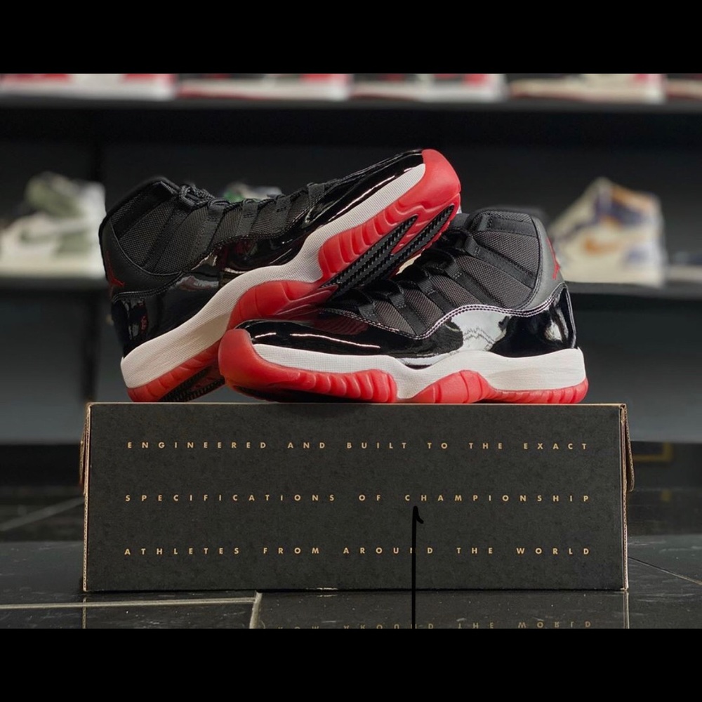 JORDAN 11 “Playoffs Bred” 2019
